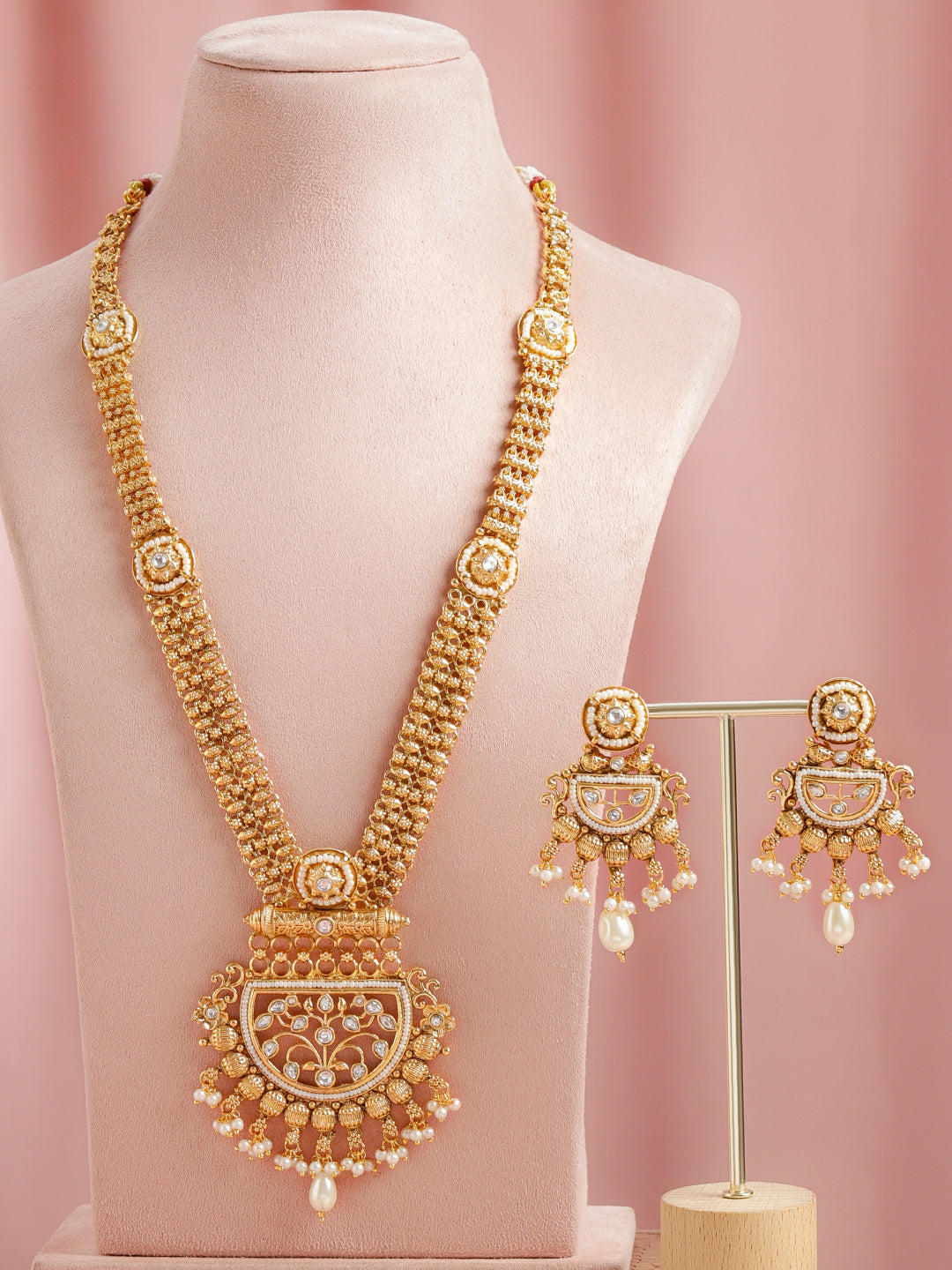 Queen Treasure Golden Necklace Set フリーサイズ