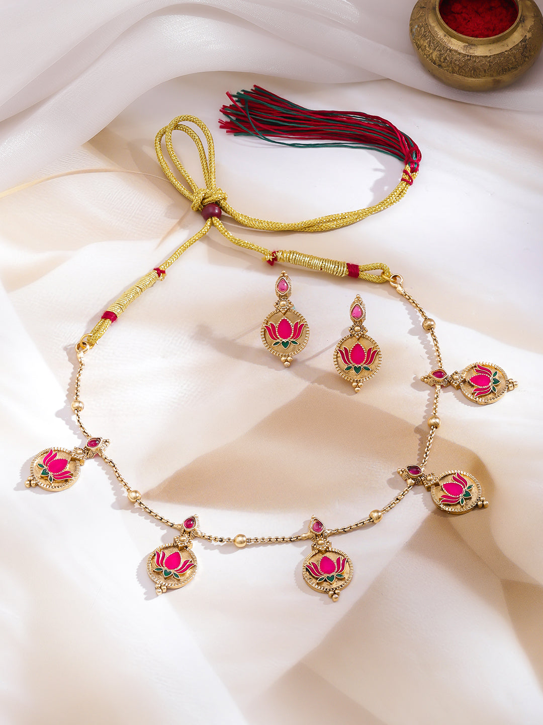 Lotus Motif Gold Necklace Set フリーサイズ