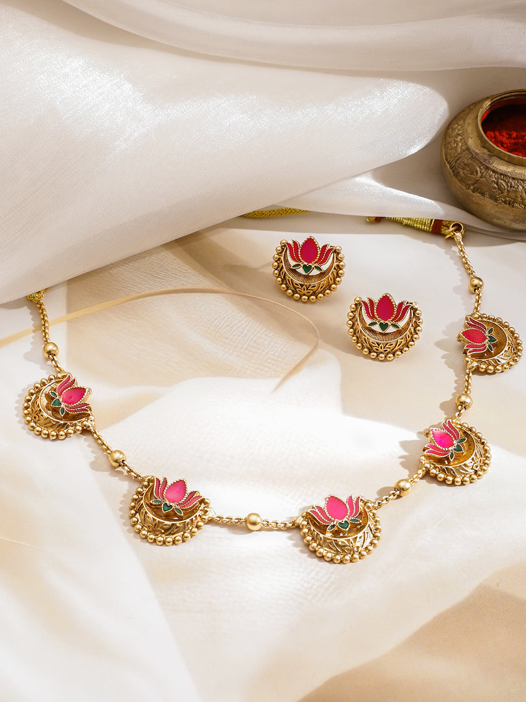 Pink Lotus Motif Gold Toned Necklace フリーサイズ