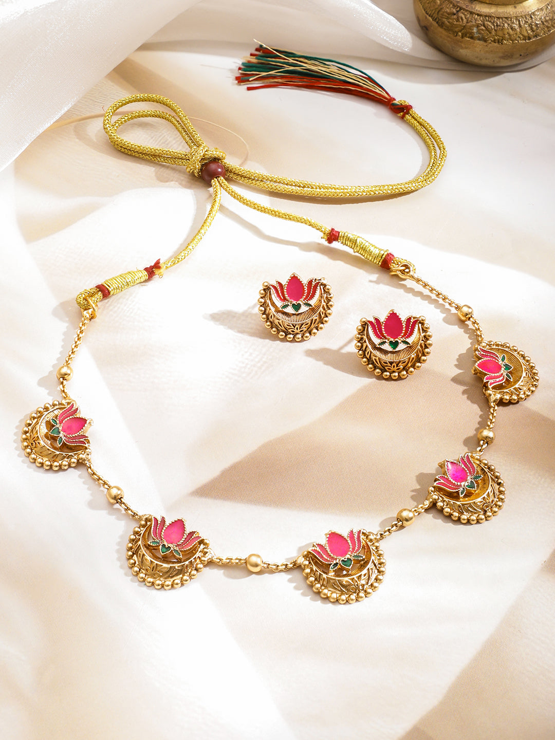 Pink Lotus Motif Gold Toned Necklace フリーサイズ