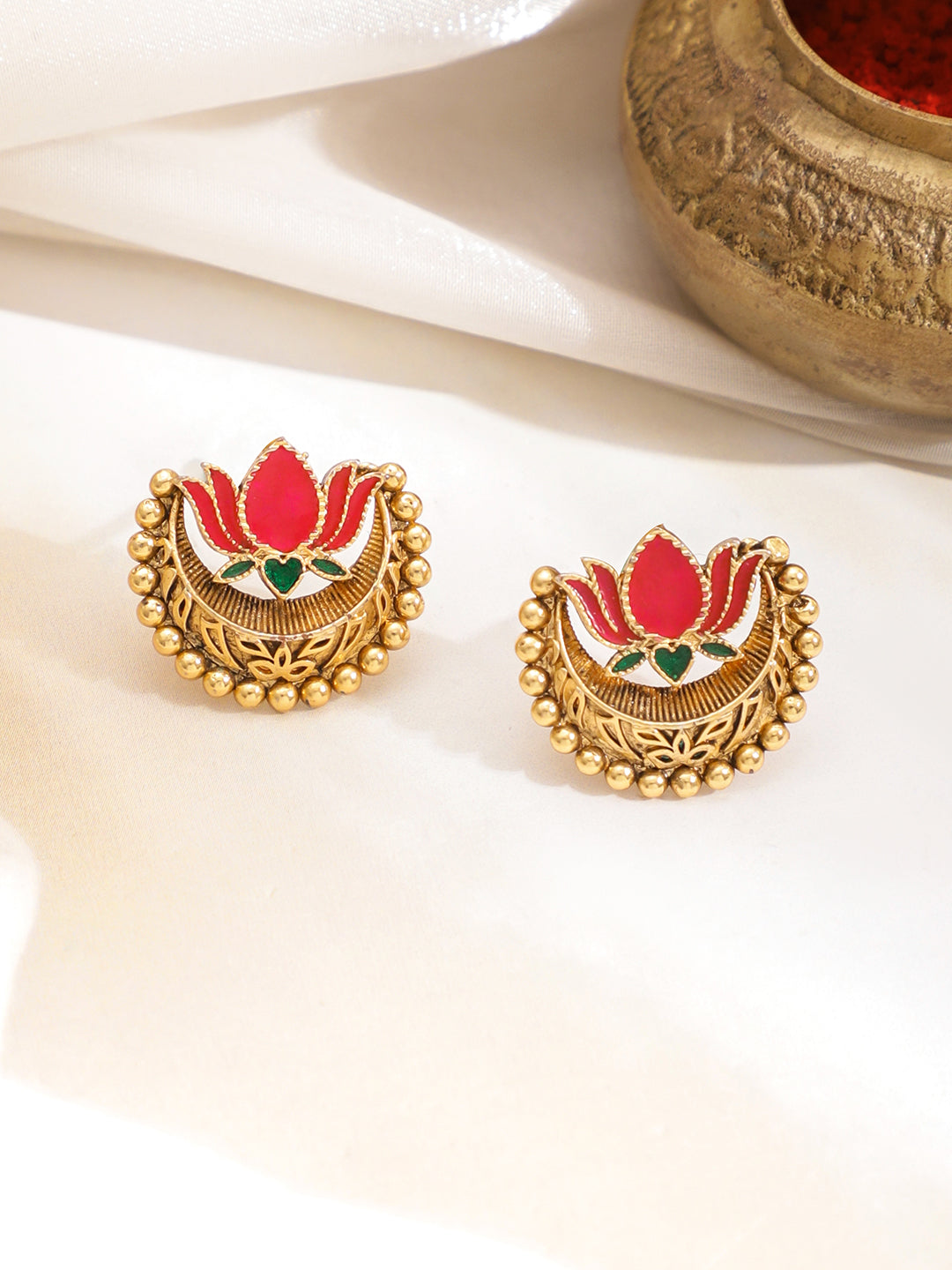 Pink Lotus Motif Gold Toned Necklace フリーサイズ