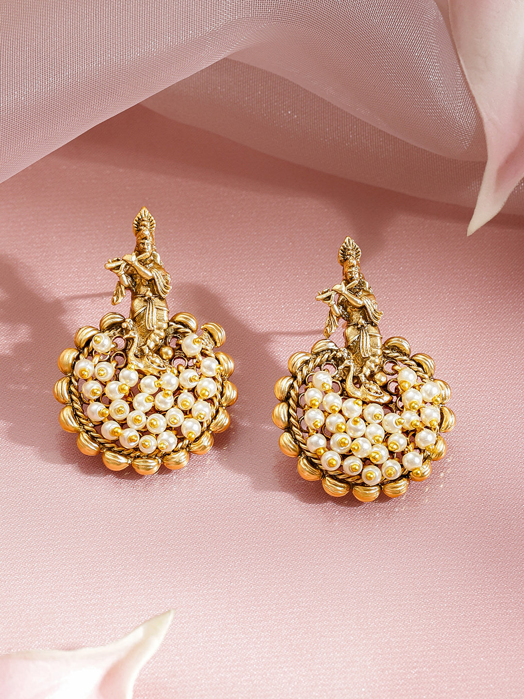 Laxmi Motif Pearl Embellished Pendant Necklace Set フリーサイズ