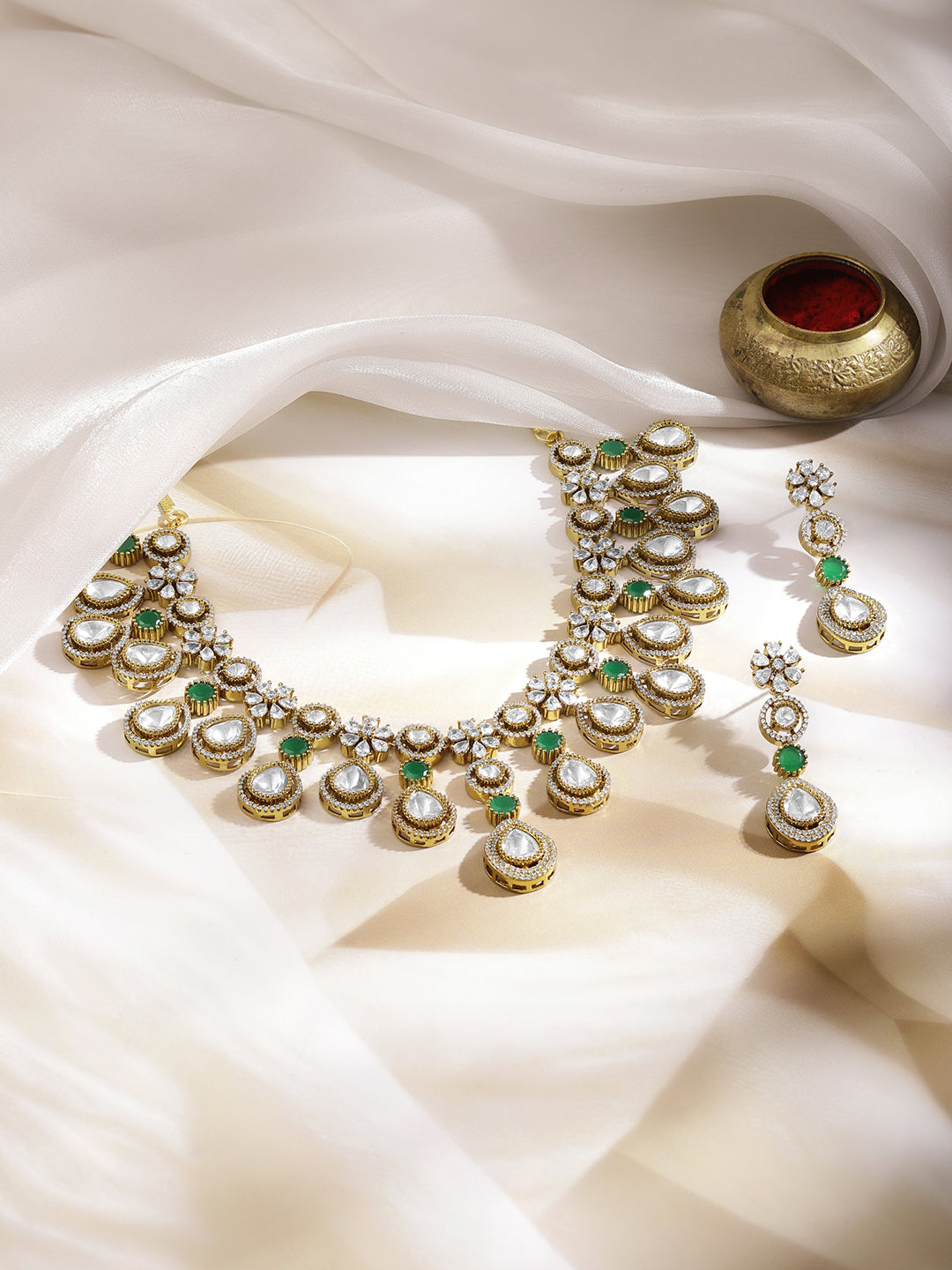 Emerald Accent Gold Diamond Necklace Set フリーサイズ