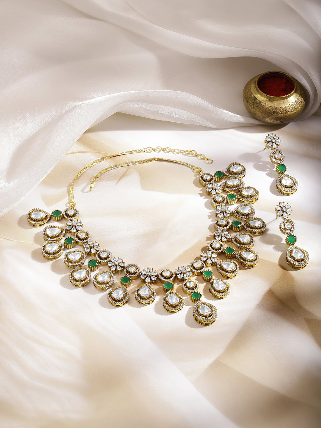Emerald Accent Gold Diamond Necklace Set フリーサイズ