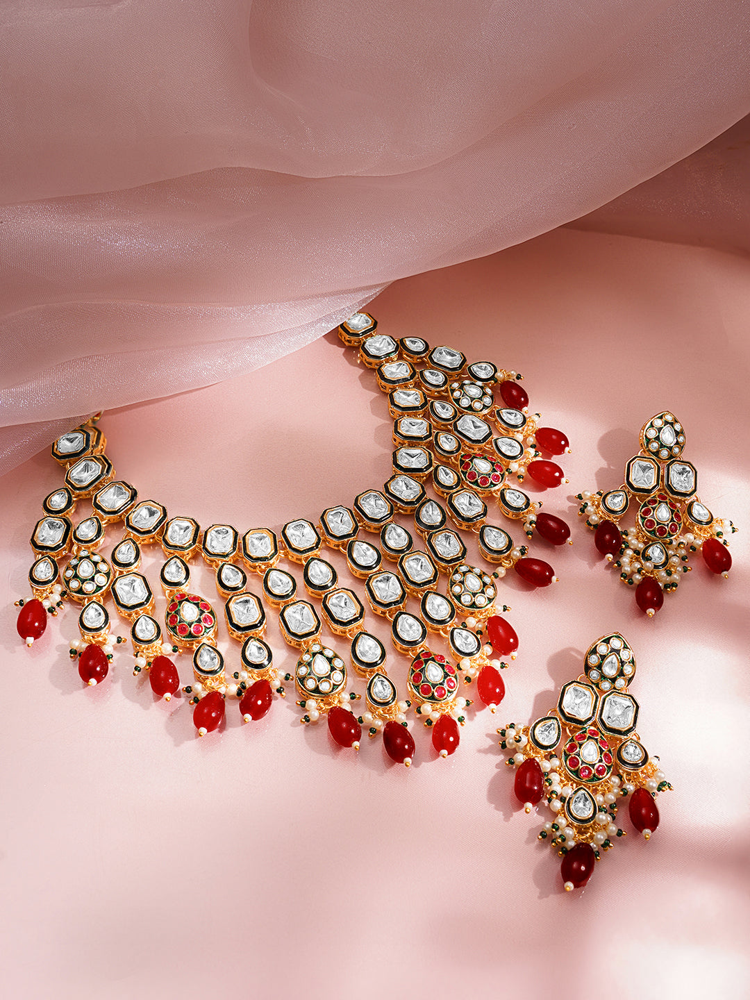 Rubans 18K Gold Plated Brass Kundan Layered & Red Beaded Choker Jewellery Set フリーサイズ