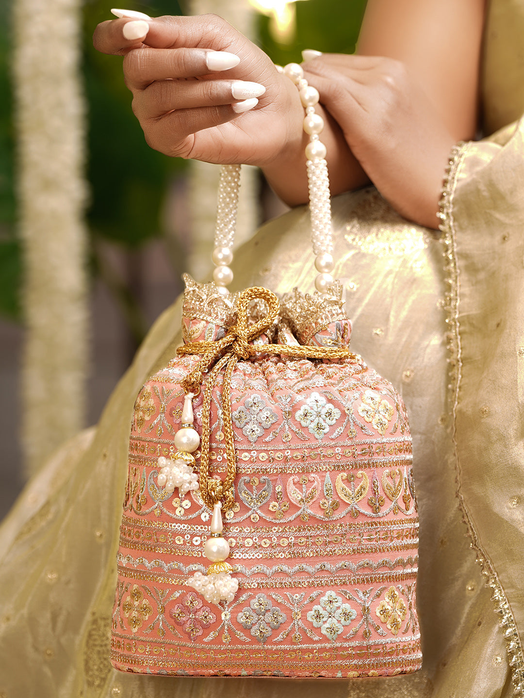Peach Pink Embroidered Bridal Potli Bag with Pearl Handle フリーサイズ
