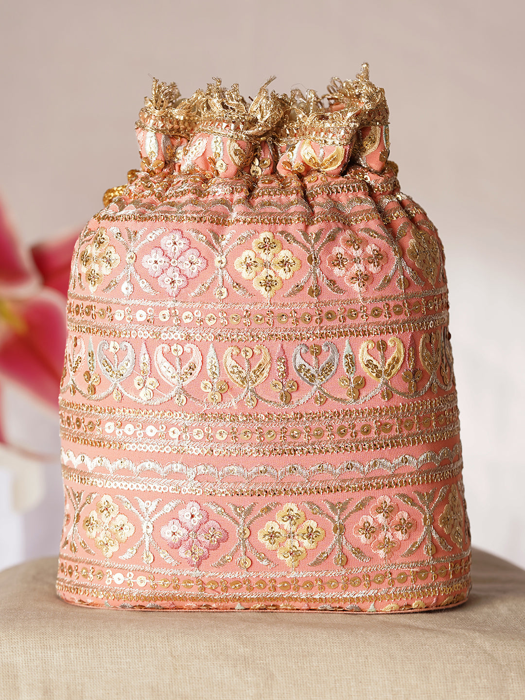Peach Pink Embroidered Bridal Potli Bag with Pearl Handle フリーサイズ