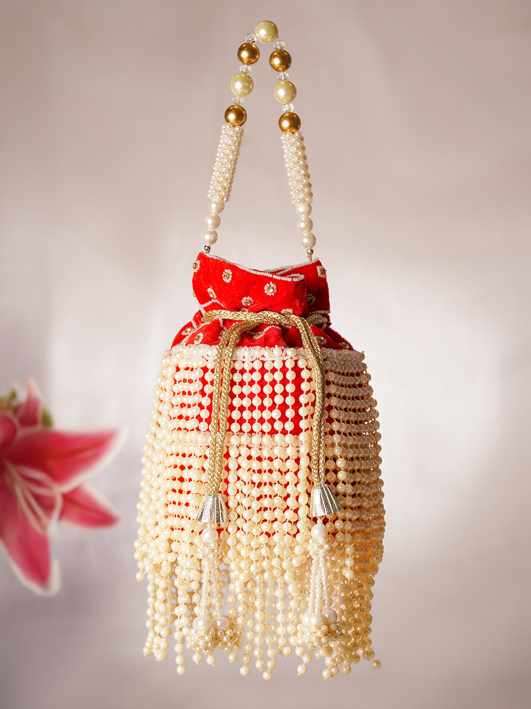 【Rubans】 Red Cascading Pearl Embellished Ethnic Potli Bag｜レッド カスケードパール エスニック ポトリバッグ