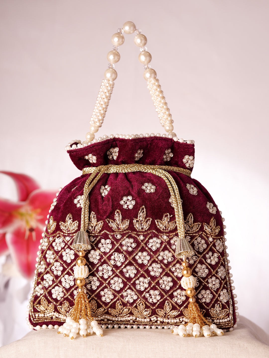 Royal Maroon Velvet Embroidered Bridal Potli Bag with Pearl Handle フリーサイズ