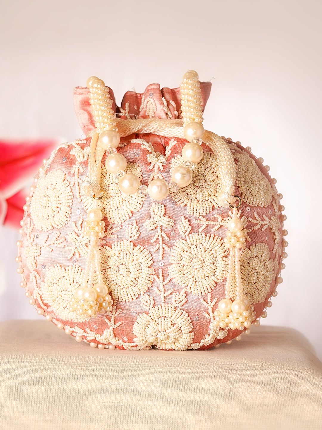 Blush Pearl Embroidered Potli Bag フリーサイズ