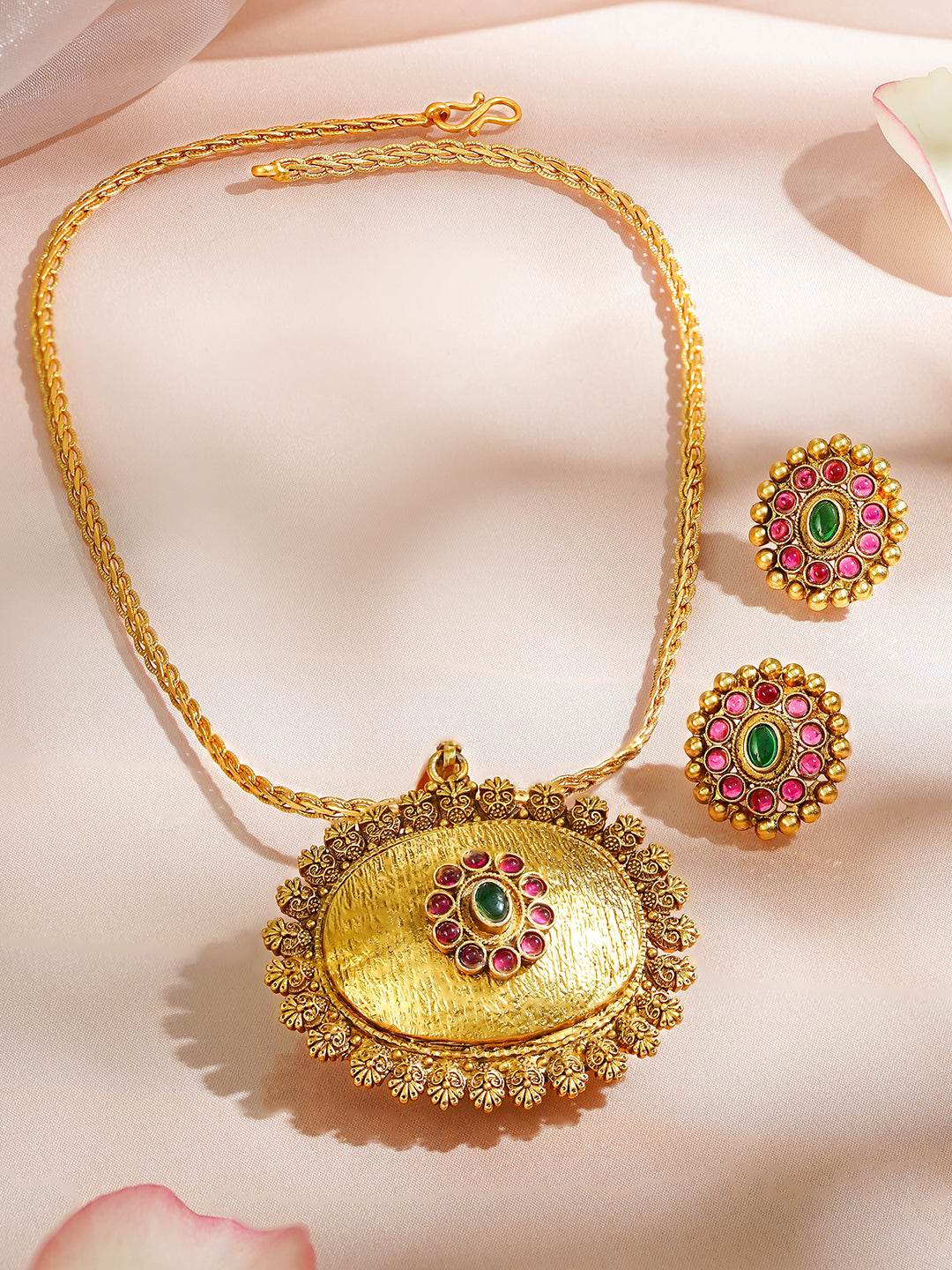Golden Floral Red Green Studded Pendant Set フリーサイズ