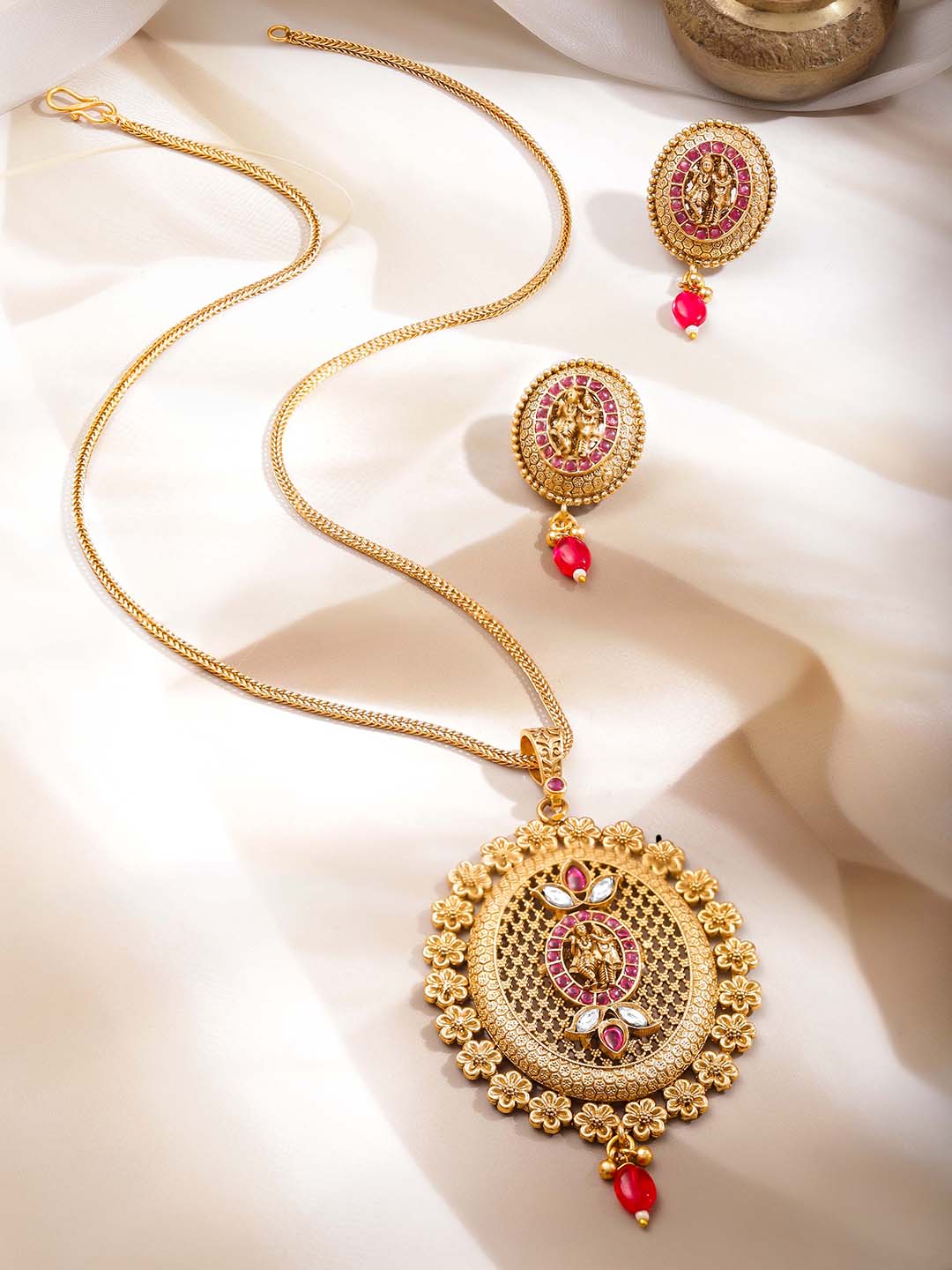 Women Gold Brass Radha Krishna 18K Gold Plated Pendant Set フリーサイズ