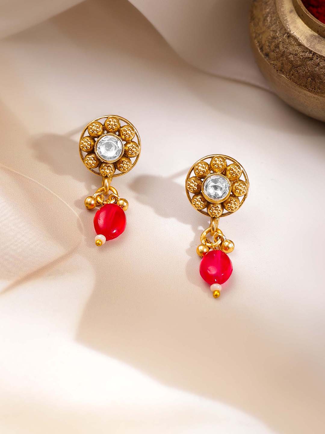 Gold-Plated Pendant and Earrings フリーサイズ