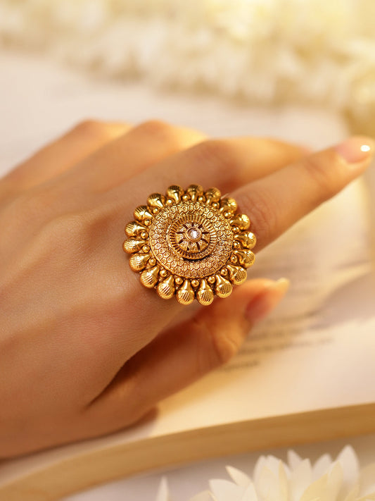 Rubans Opulent Elegance: 22K Gold-Plated Statement Rings for Timeless Style Gold