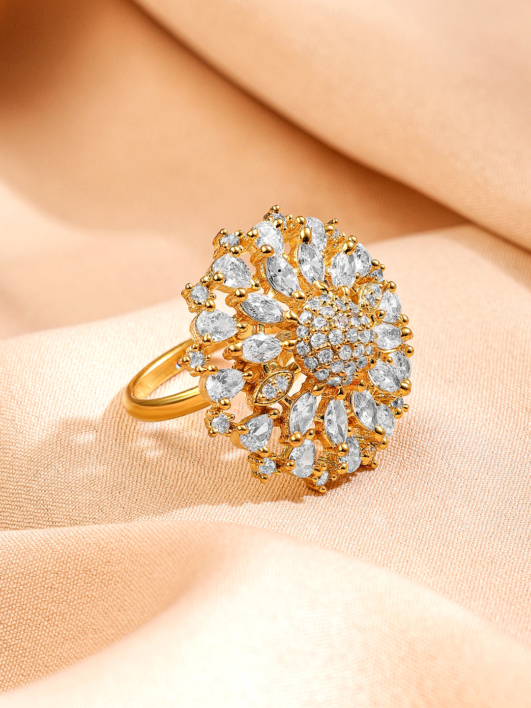 American Diamond Zirconia Gold Floral Ring フリーサイズ