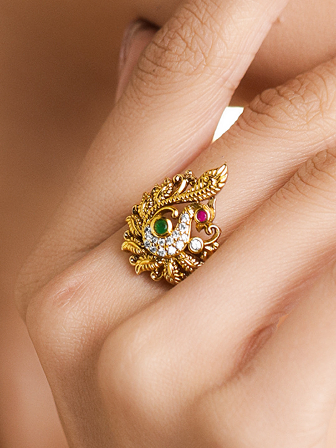 Peacock Motif Gold Toned Statement Ring フリーサイズ