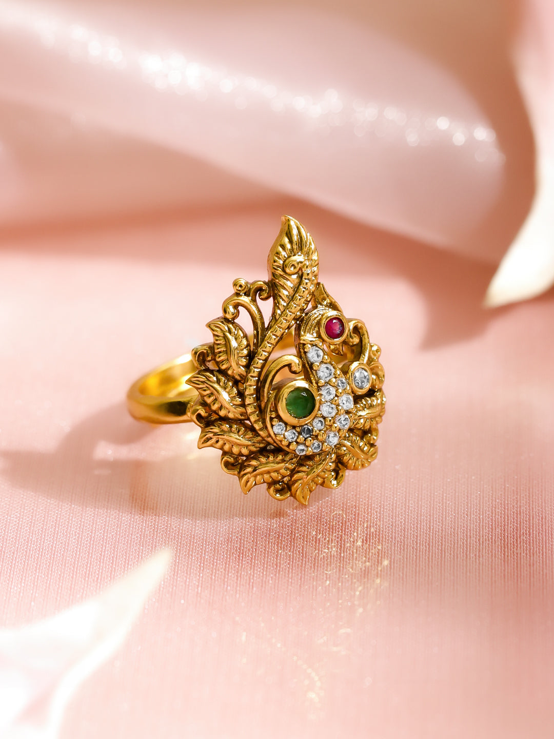 Peacock Motif Gold Toned Statement Ring フリーサイズ