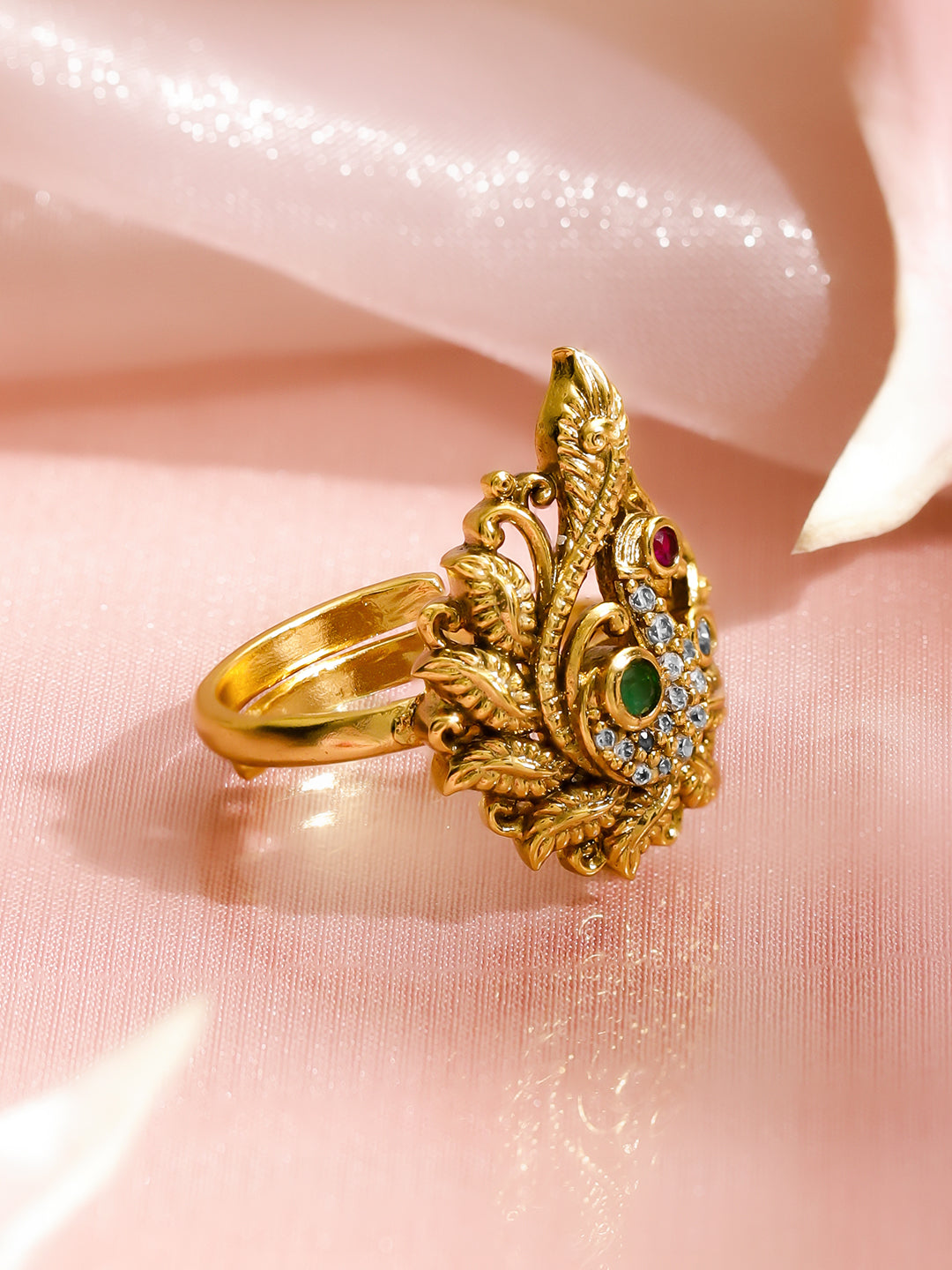 Peacock Motif Gold Toned Statement Ring フリーサイズ