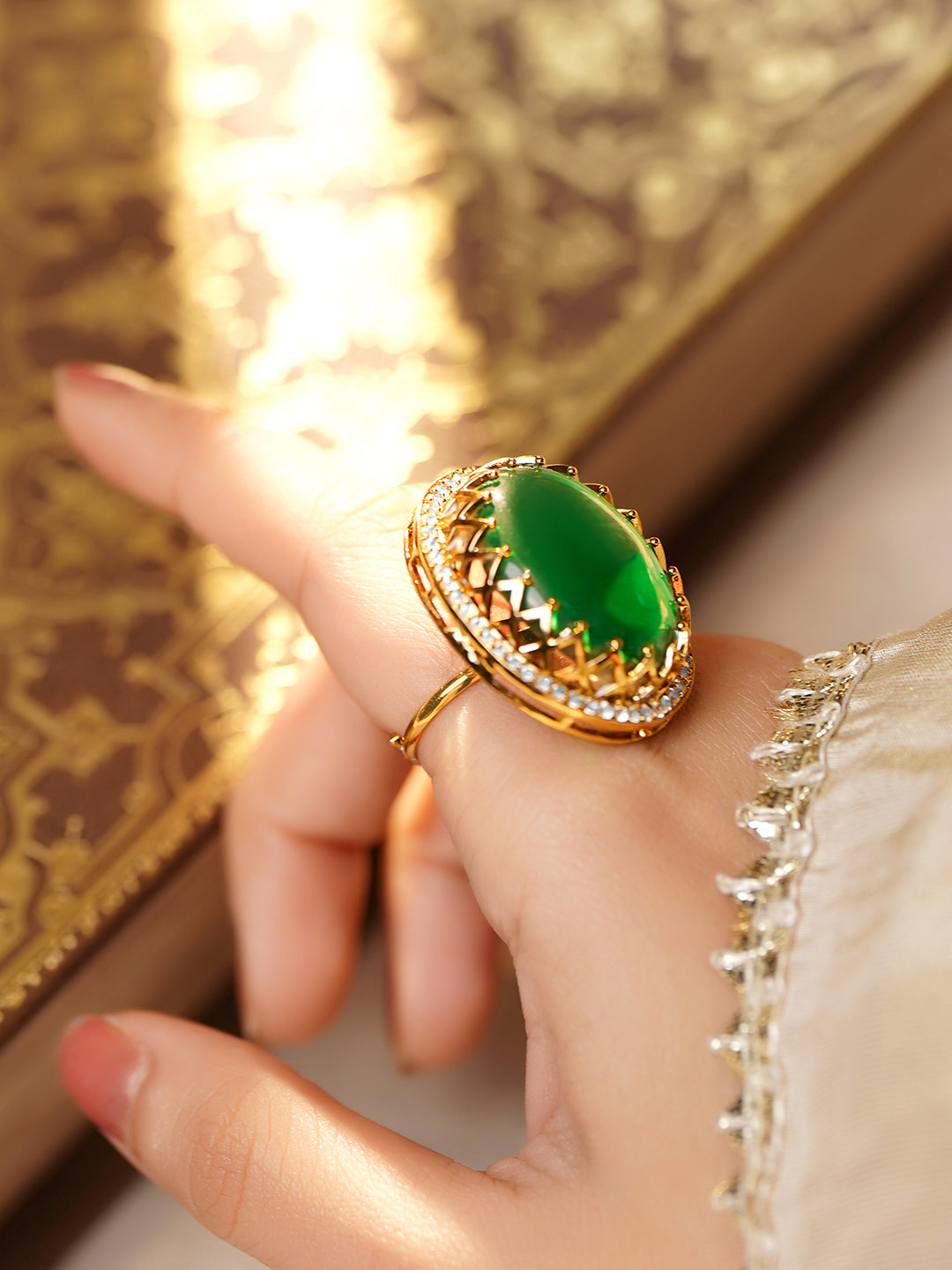 Golden Regal Emerald Fashion Ring フリーサイズ