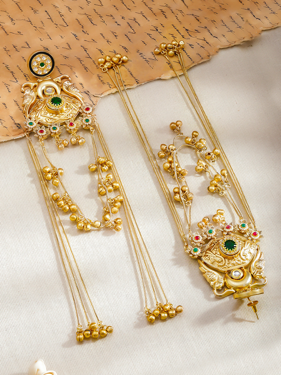 Floral Pink & Green Bird Motif Gold Kashmiri Earrings フリーサイズ