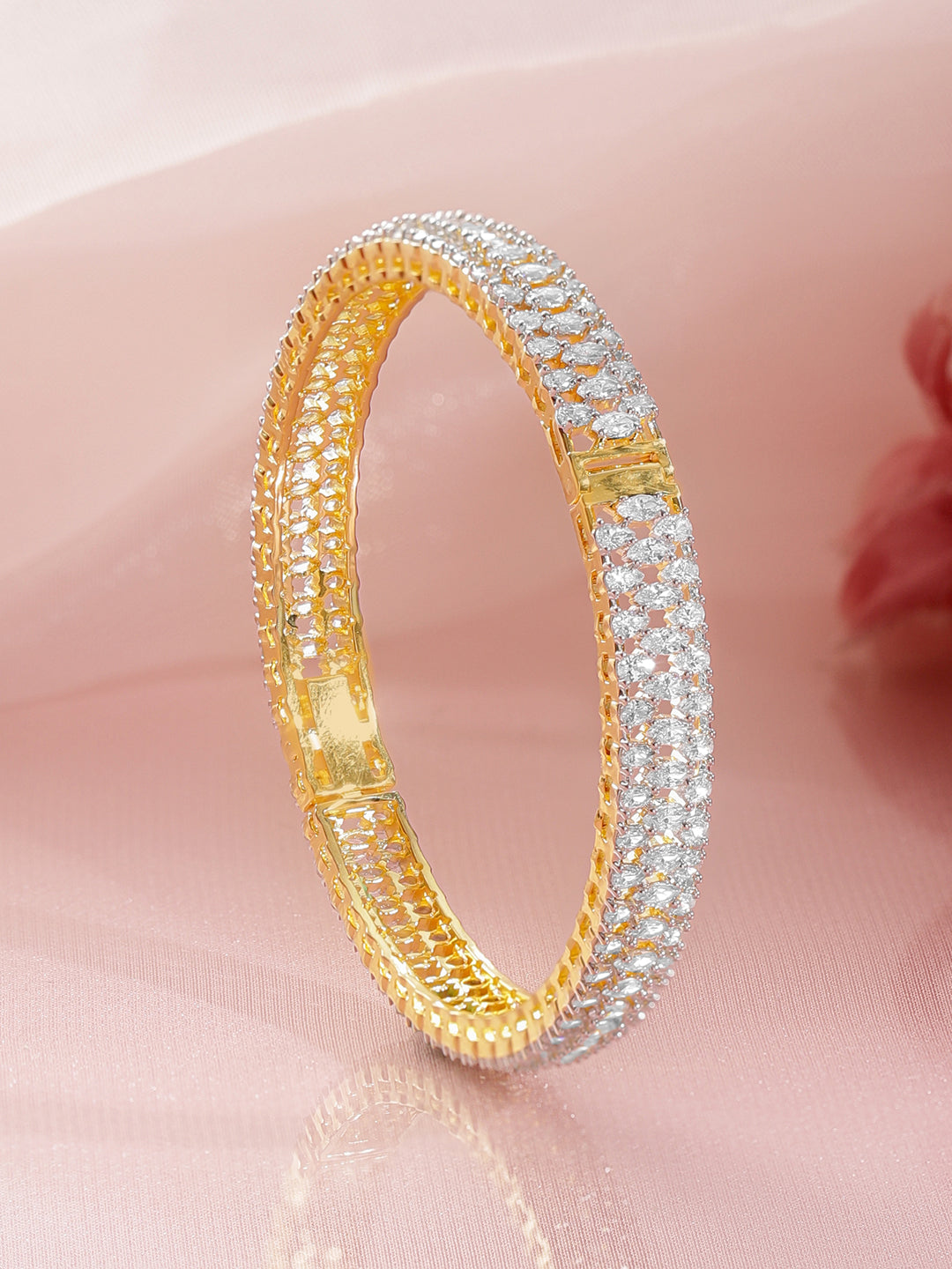 Rubans Women Brass Cubic Zirconia Handcrafted Gold-Plated Bangle-Style Bracelet フリーサイズ