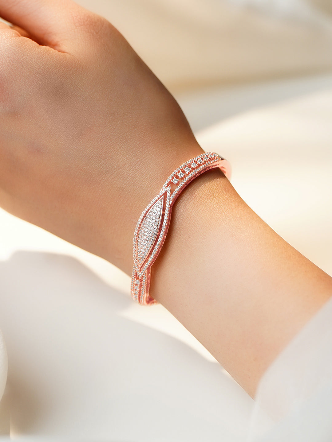Rose Gold Curved Zirconia Evil Eye Bracelet フリーサイズ