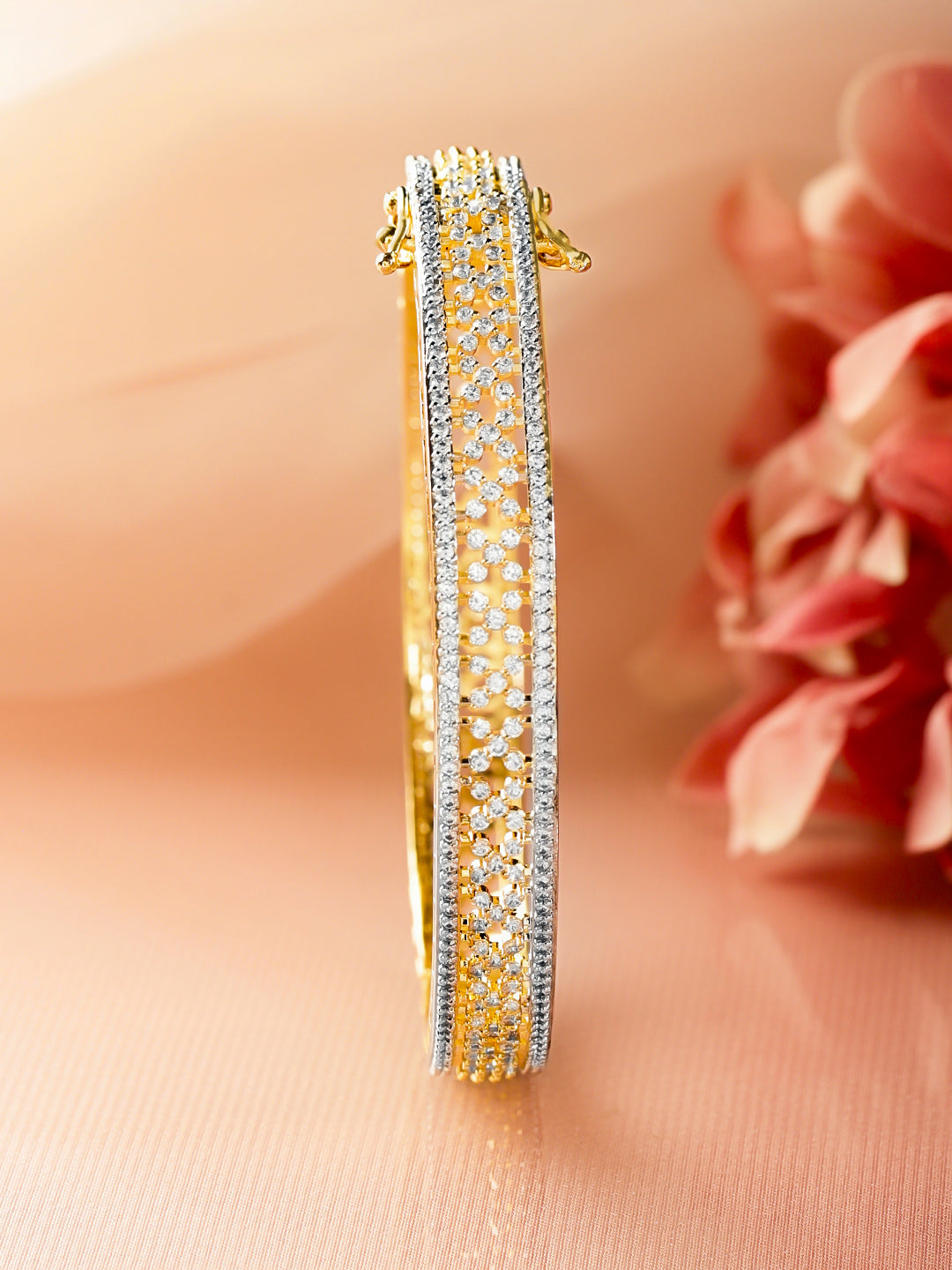 American Diamond Zirconia Golden Bracelet フリーサイズ