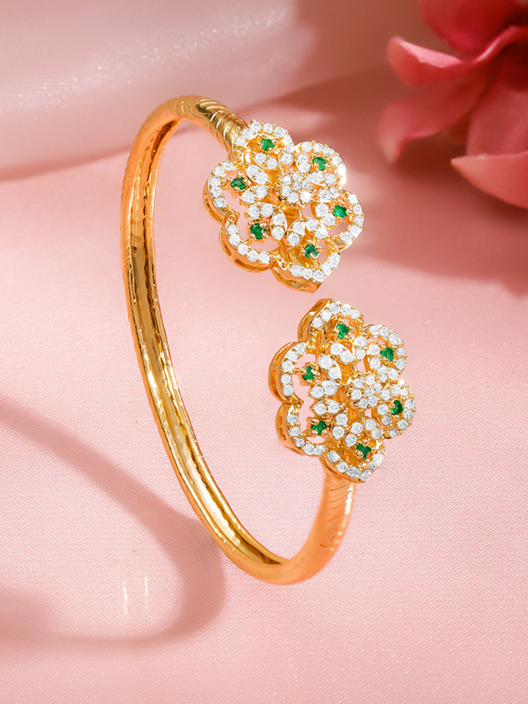 Emerald Cubic Zirconia Floral Cluster Bracelet フリーサイズ