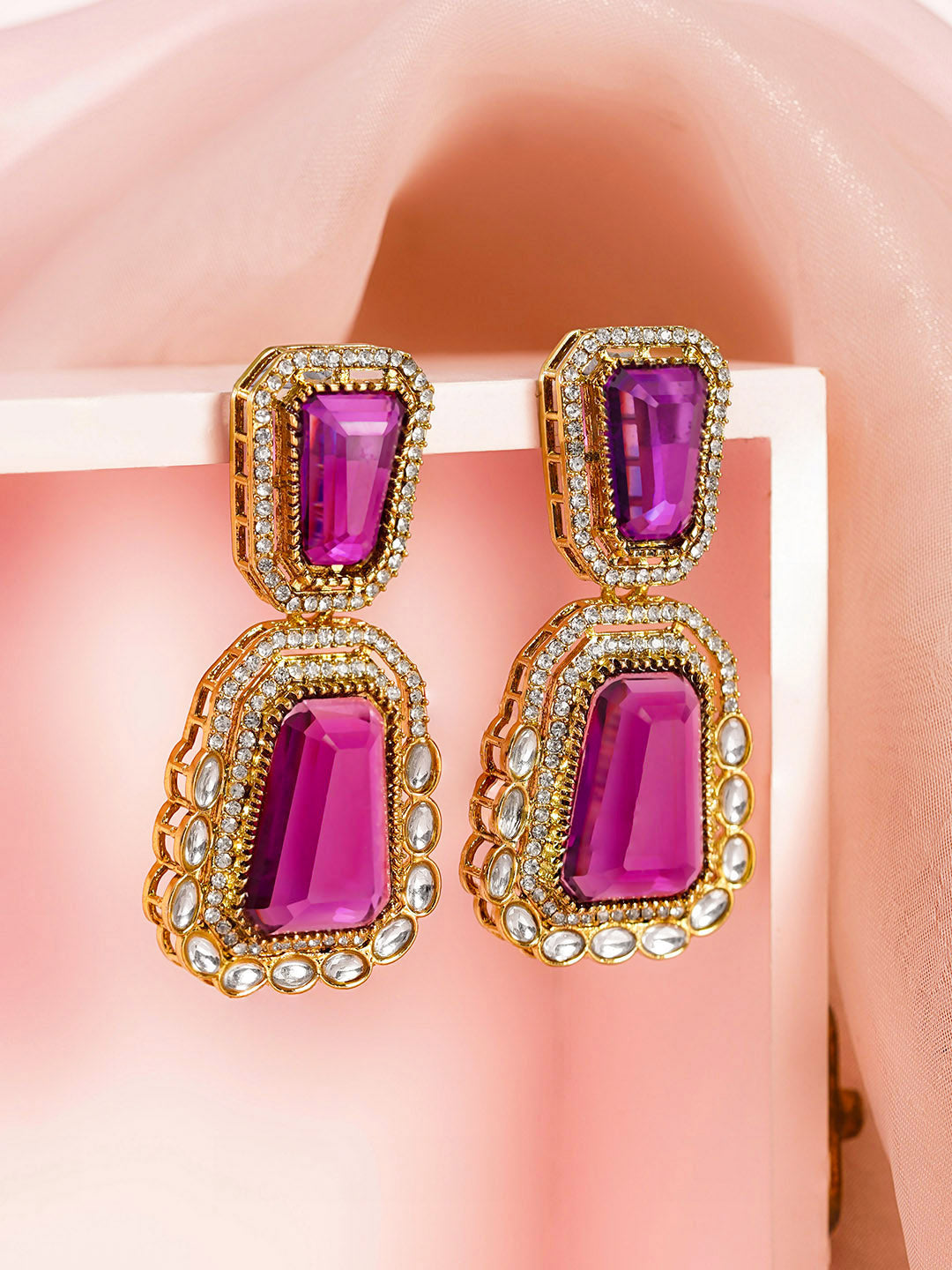Deep Pink Gemstone Modern Drop Earrings フリーサイズ