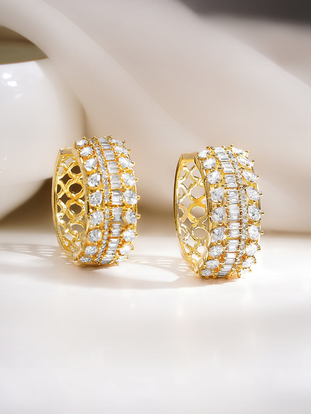 【Rubans】 Gold Plated American Diamond Zirconia Hoop Earrings｜ゴールドメッキ アメリカンダイヤモンド フープイヤリング