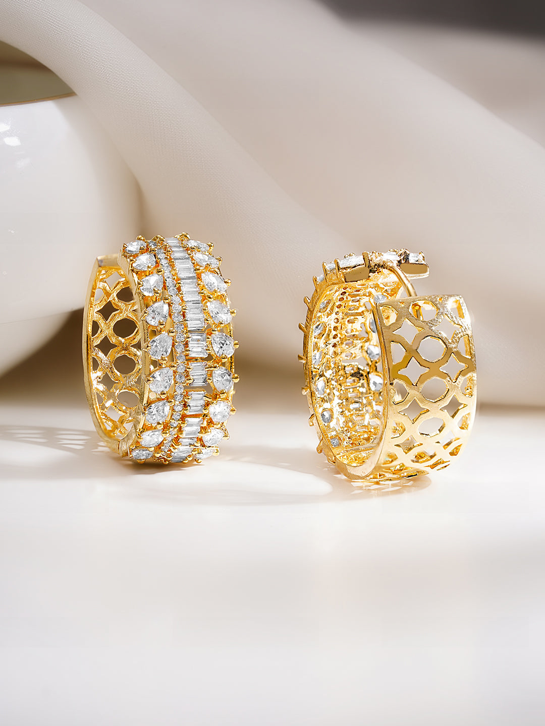 【Rubans】 Gold Plated American Diamond Zirconia Hoop Earrings｜ゴールドメッキ アメリカンダイヤモンド フープイヤリング