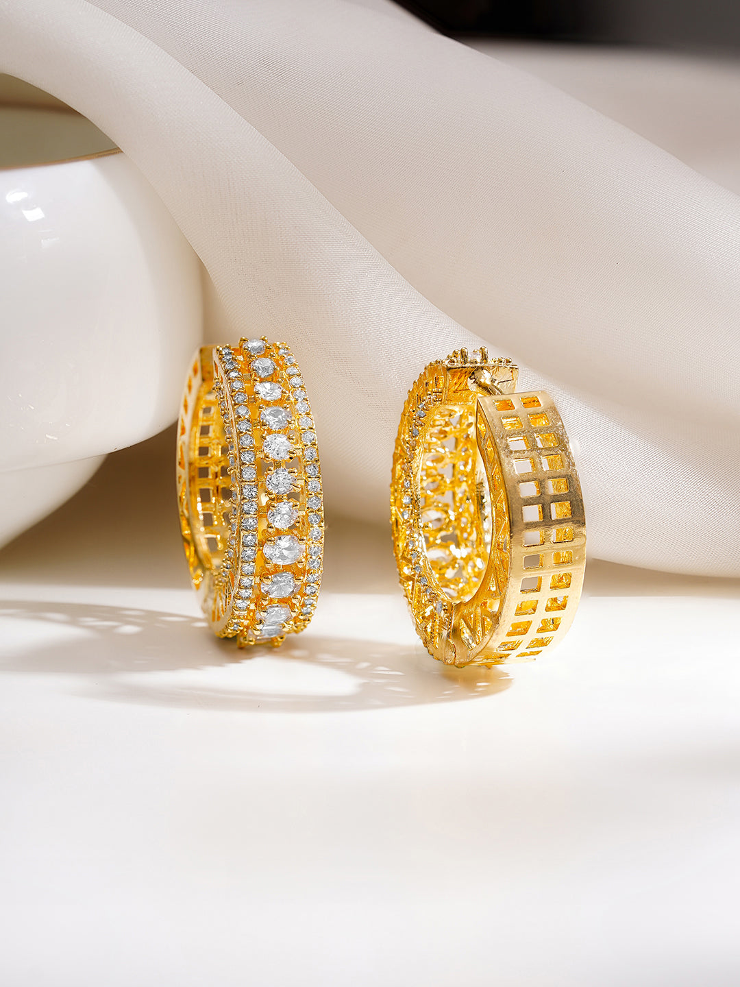 【Rubans】 Gold Plated American Diamond Zirconia Hoop Earrings｜ゴールドメッキ アメリカンダイヤモンド ジルコニア フープイヤリング