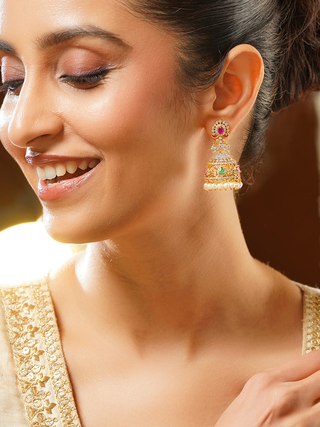 【Rubans】Gold Plated Ruby Emerald Pearl Drop Jhumka Earrings｜ゴールドメッキ ルビー エメラルド パール ドロップ ジュムカピアス