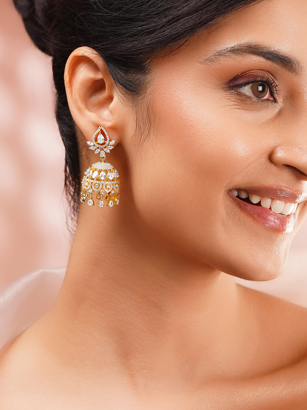 【Rubans】Gold Plated Bridal Radiance Cubic Zirconia Dome Jhumka Earrings｜ゴールドメッキ ブライダルラディアンス キュービックジルコニア ドーム ジュムカピアス