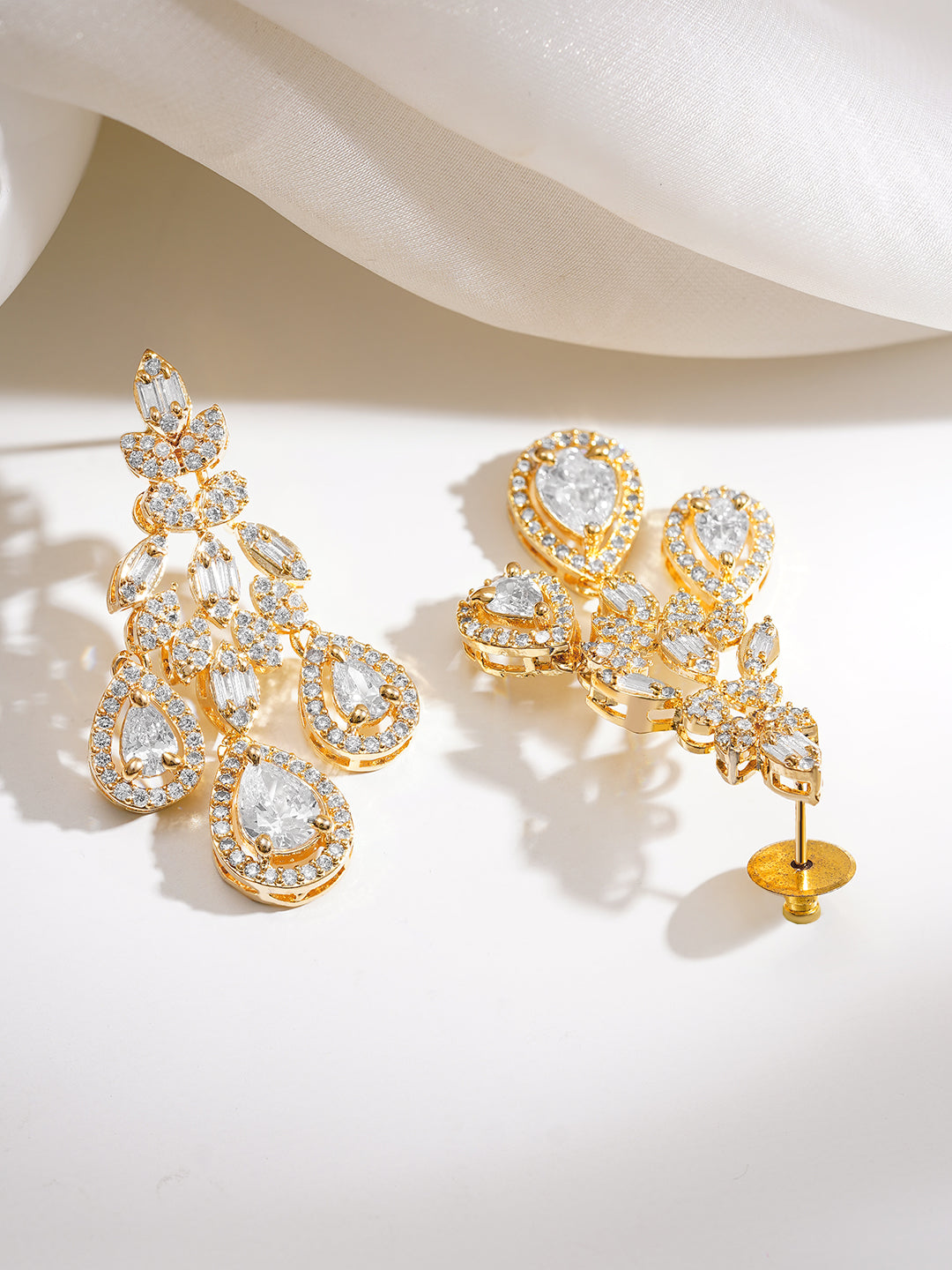 【Rubans】 Gold Plated Teardrop American Diamond Zirconia Dangler Earrings｜ゴールドメッキ ティアドロップ アメリカンダイヤモンド ダングラーイヤリング