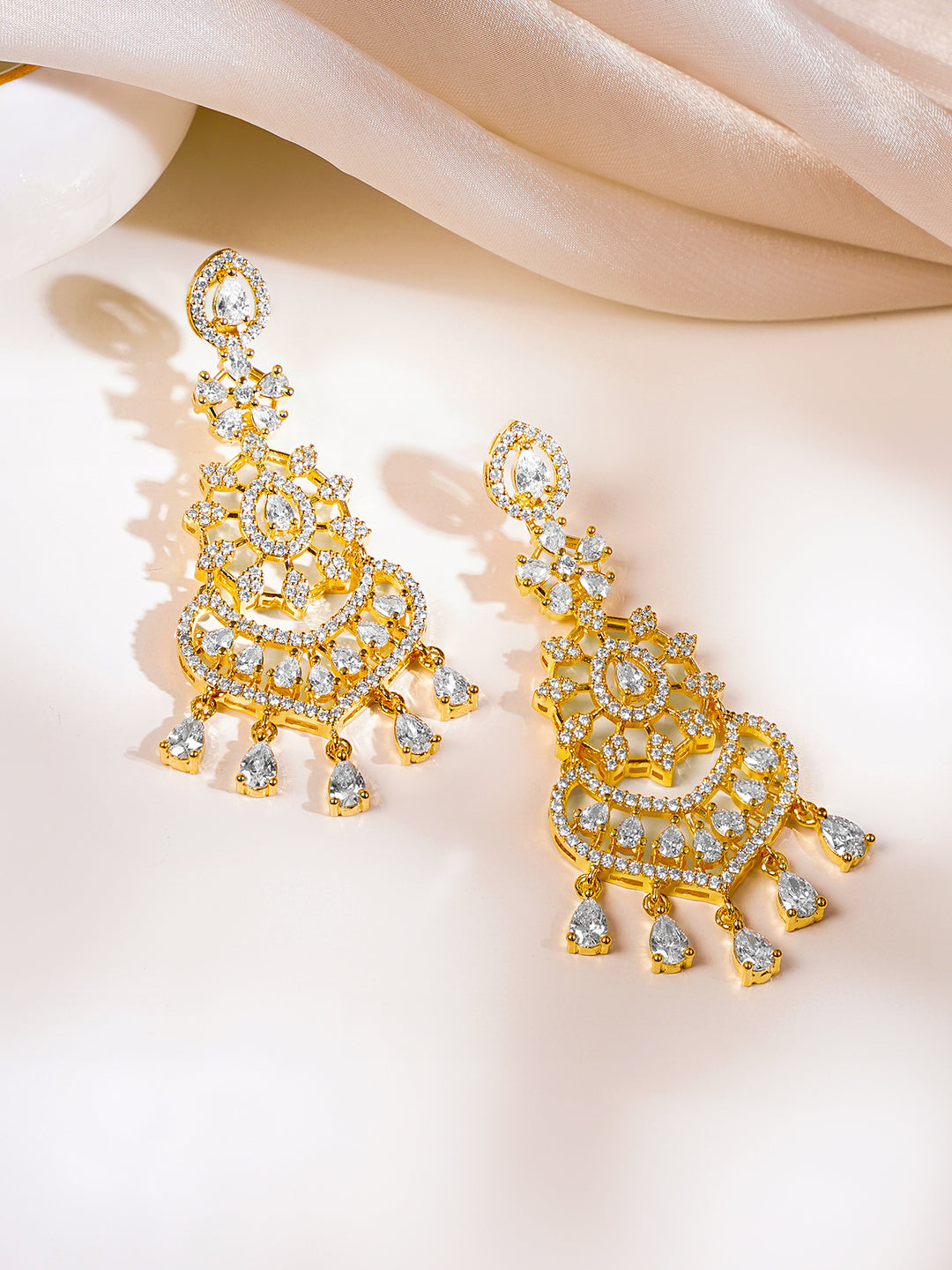 【Rubans】 Gold Plated American Diamond Dangler Earrings｜ゴールドメッキ アメリカンダイヤモンド ダングラーイヤリング