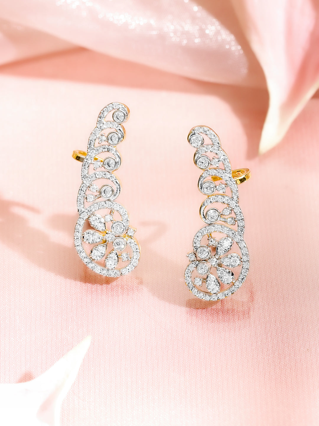 Daisy Dream Crystal Sparkling Stud Earrings フリーサイズ