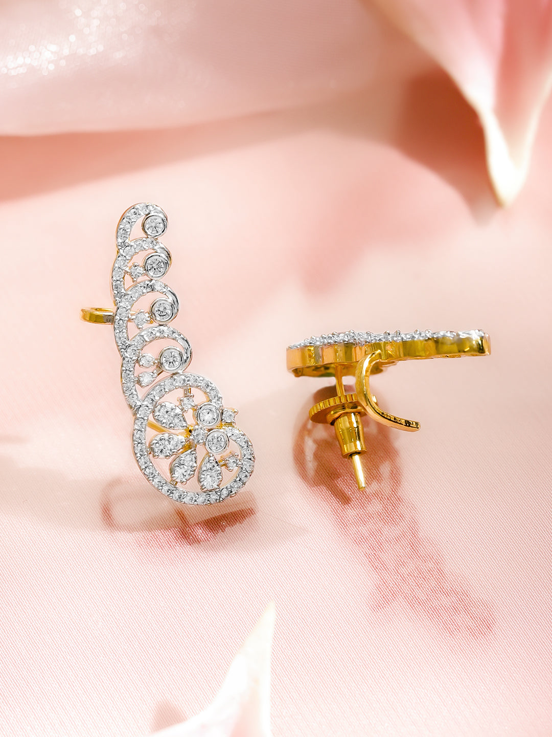 Daisy Dream Crystal Sparkling Stud Earrings フリーサイズ