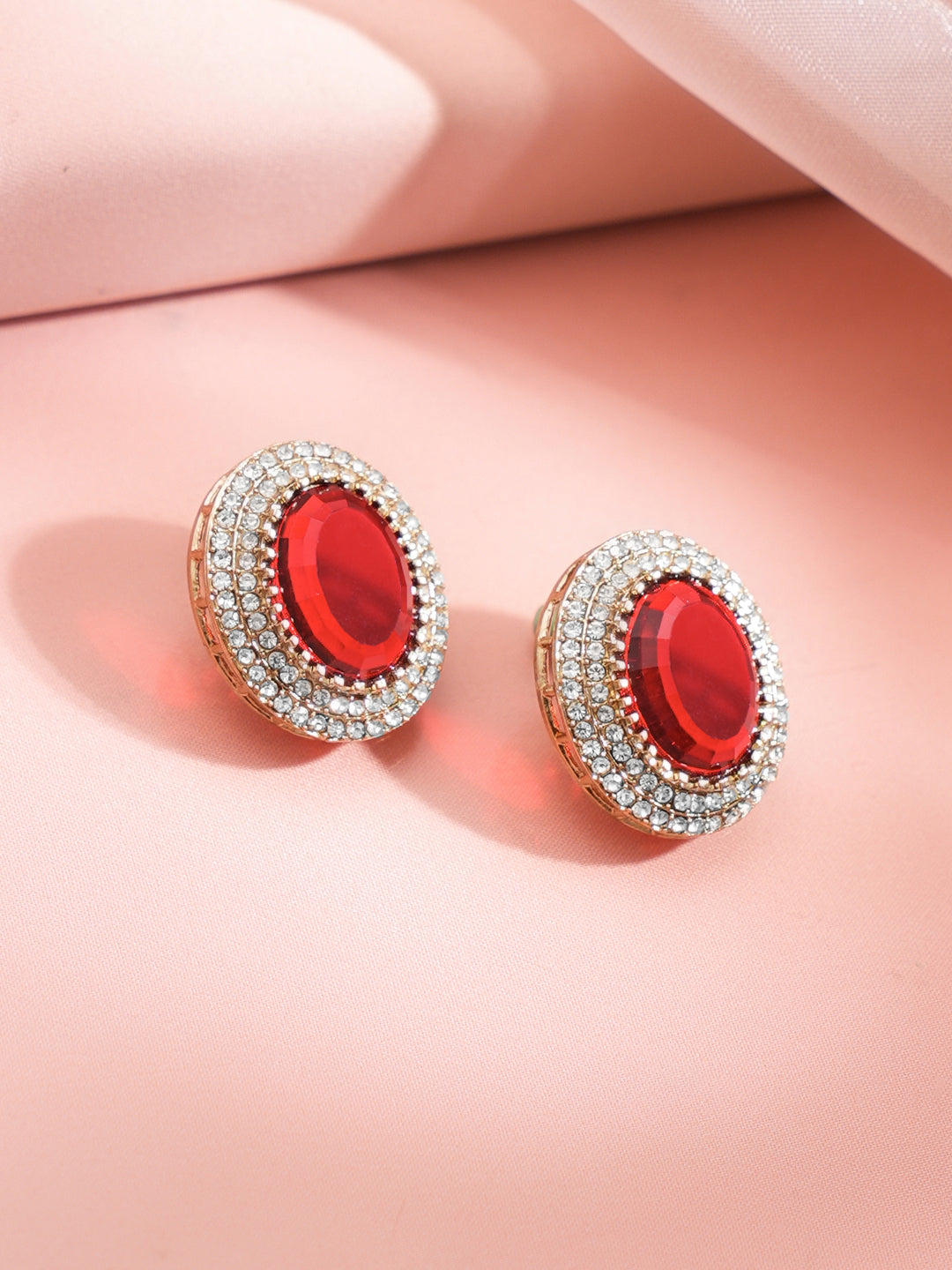 Royal Ruby Crimson Glow Stud Earrings フリーサイズ