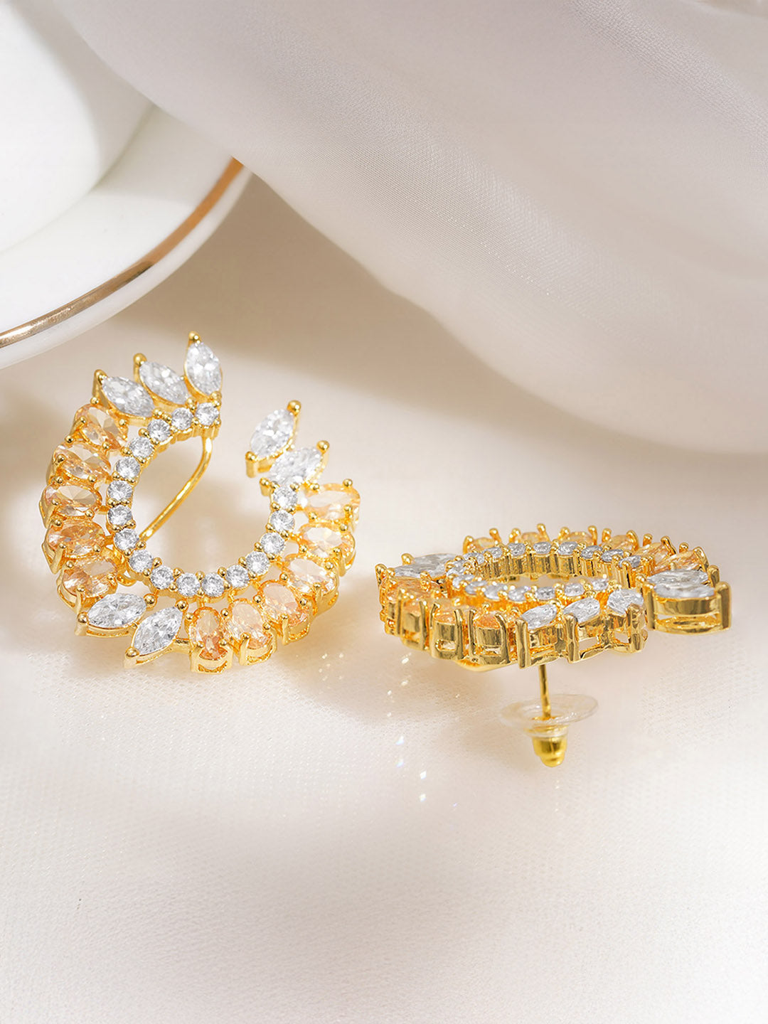 Champagne Glow Crystal Curved Studs フリーサイズ