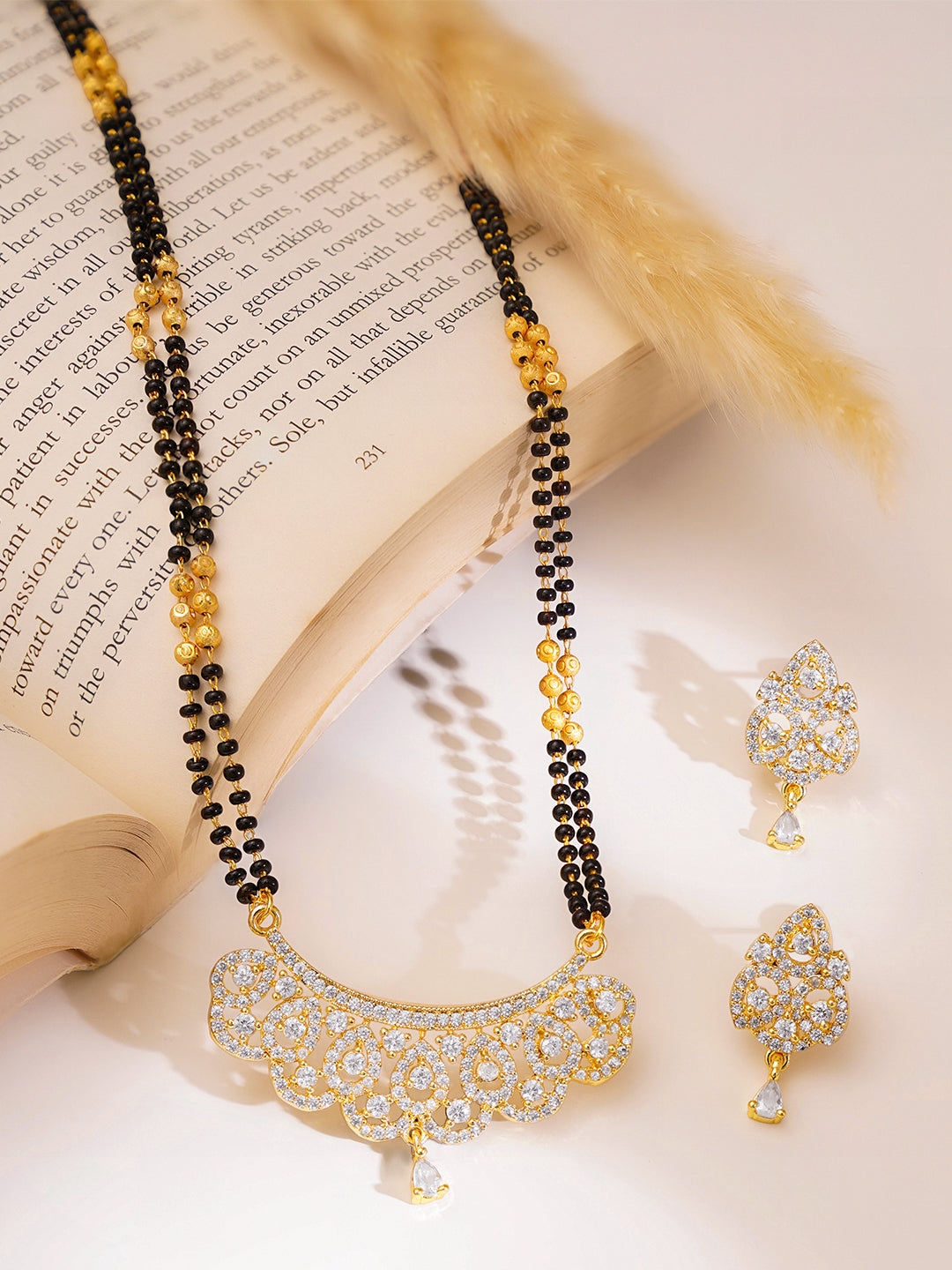 Black Beaded Gold Mangalsutra Set フリーサイズ