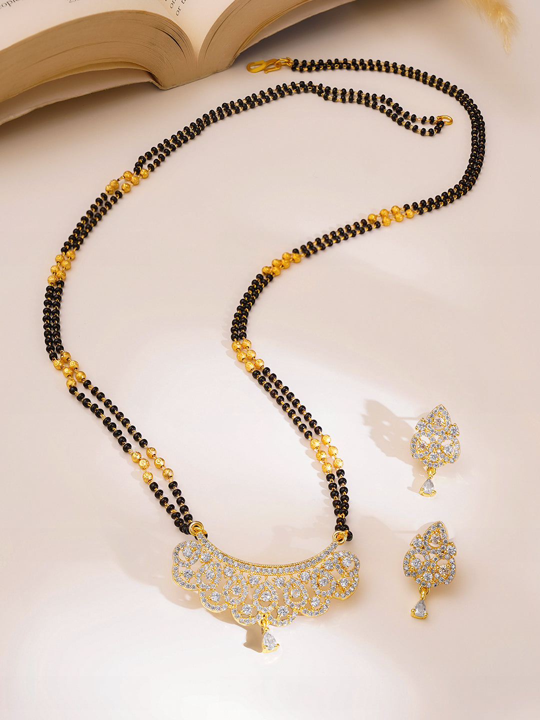 Black Beaded Gold Mangalsutra Set フリーサイズ