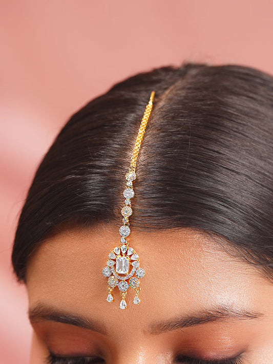 【Rubans】Gold Plated Sparkle Cubic Zirconia Teardrop Maangtikka｜ゴールドメッキ スパークル キュービックジルコニア ティアドロップ マンティッカ