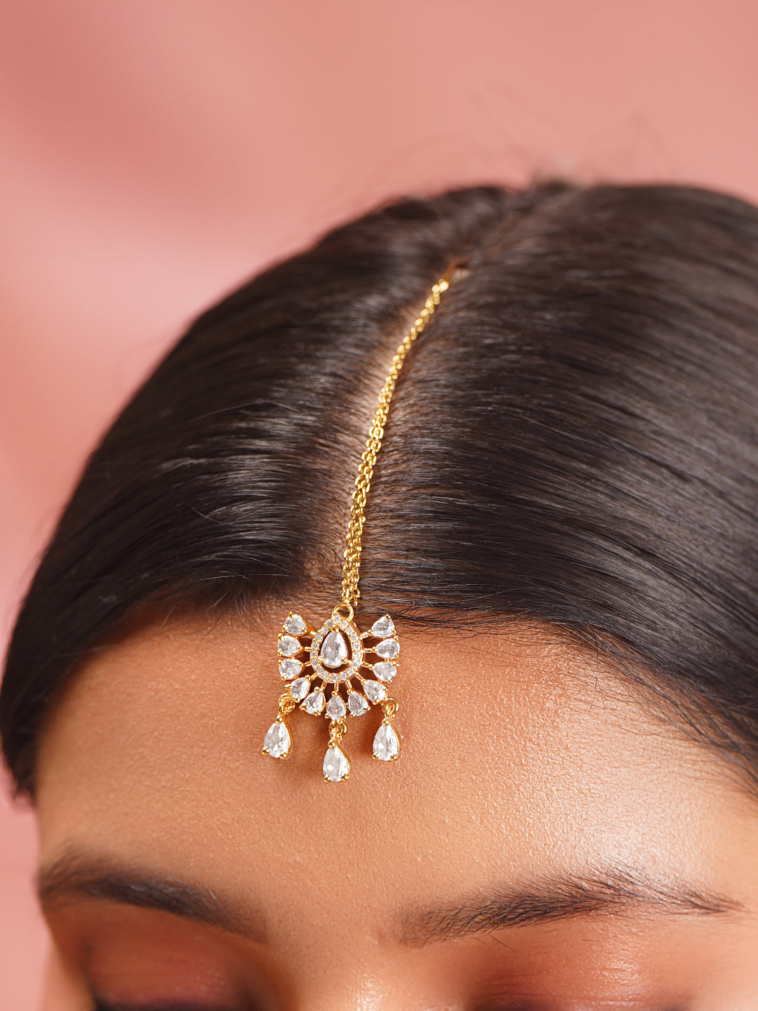 【Rubans】 Gold Plated American Diamond Zirconia Teardrop Maang Tikka｜ゴールドメッキ アメリカンダイヤモンド ジルコニア ティアドロップ マーンティッカ