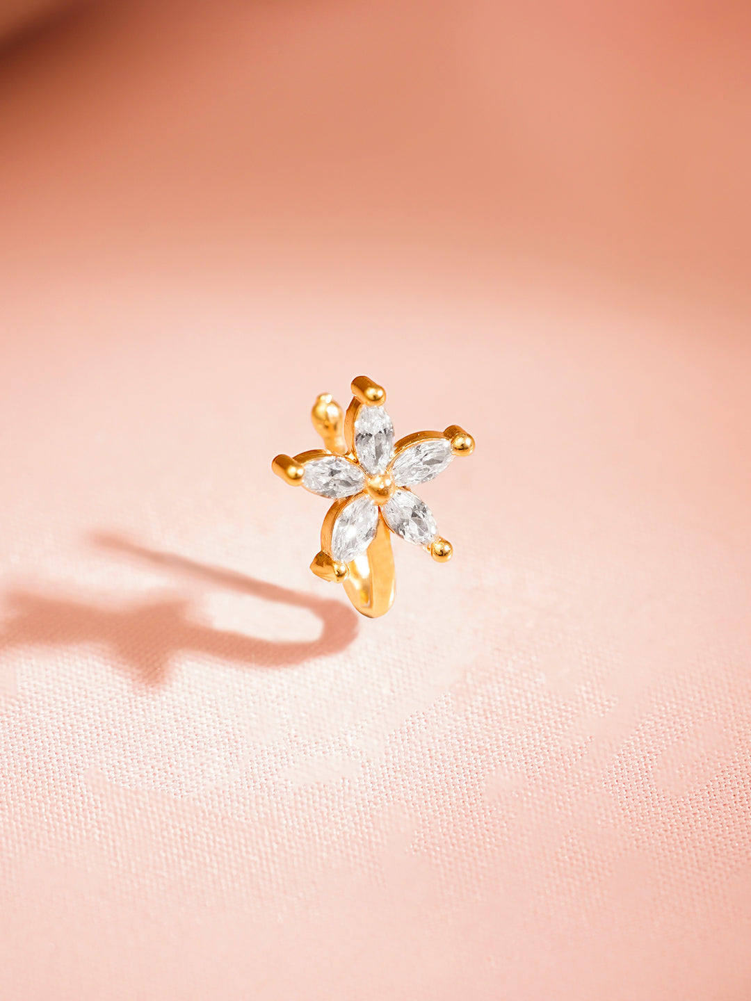 Leafy Floral Zirconia Studded Nose Pins フリーサイズ