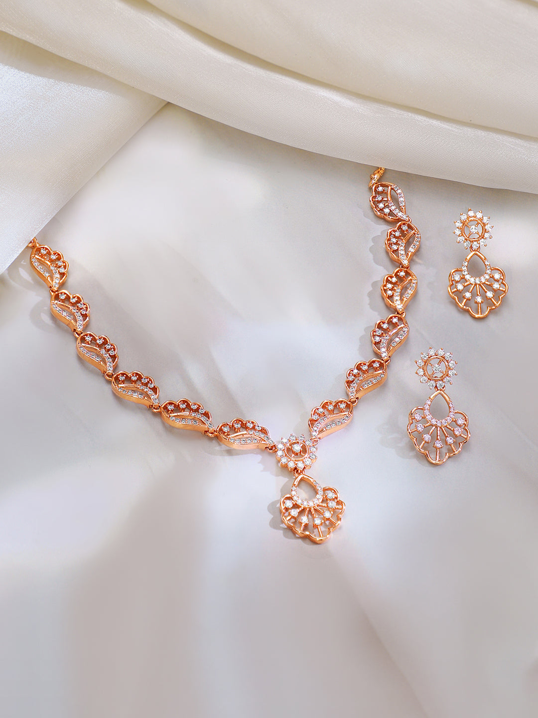 【Rubans】Gold Plated Blush Petal Sparkle Necklace Set｜ゴールドメッキ ブラッシュペタル スパークル ネックレスセット