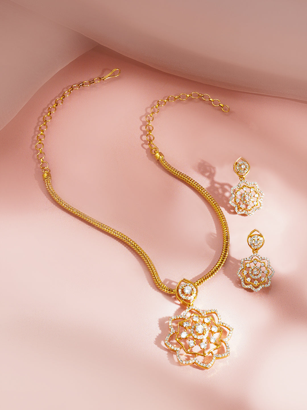 Blooming Spark Floral Pendant Set フリーサイズ