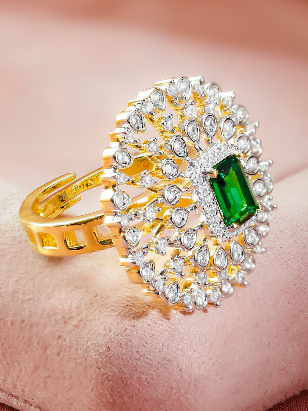 American Diamond Zirconia Green Studded Statement Ring フリーサイズ