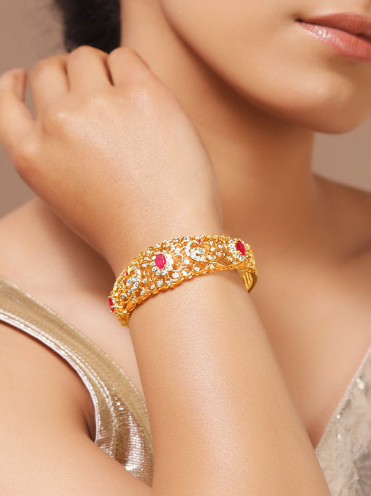 Rubans Women Brass Cubic Zirconia Gold-Plated Bangle-Style Bracelet フリーサイズ