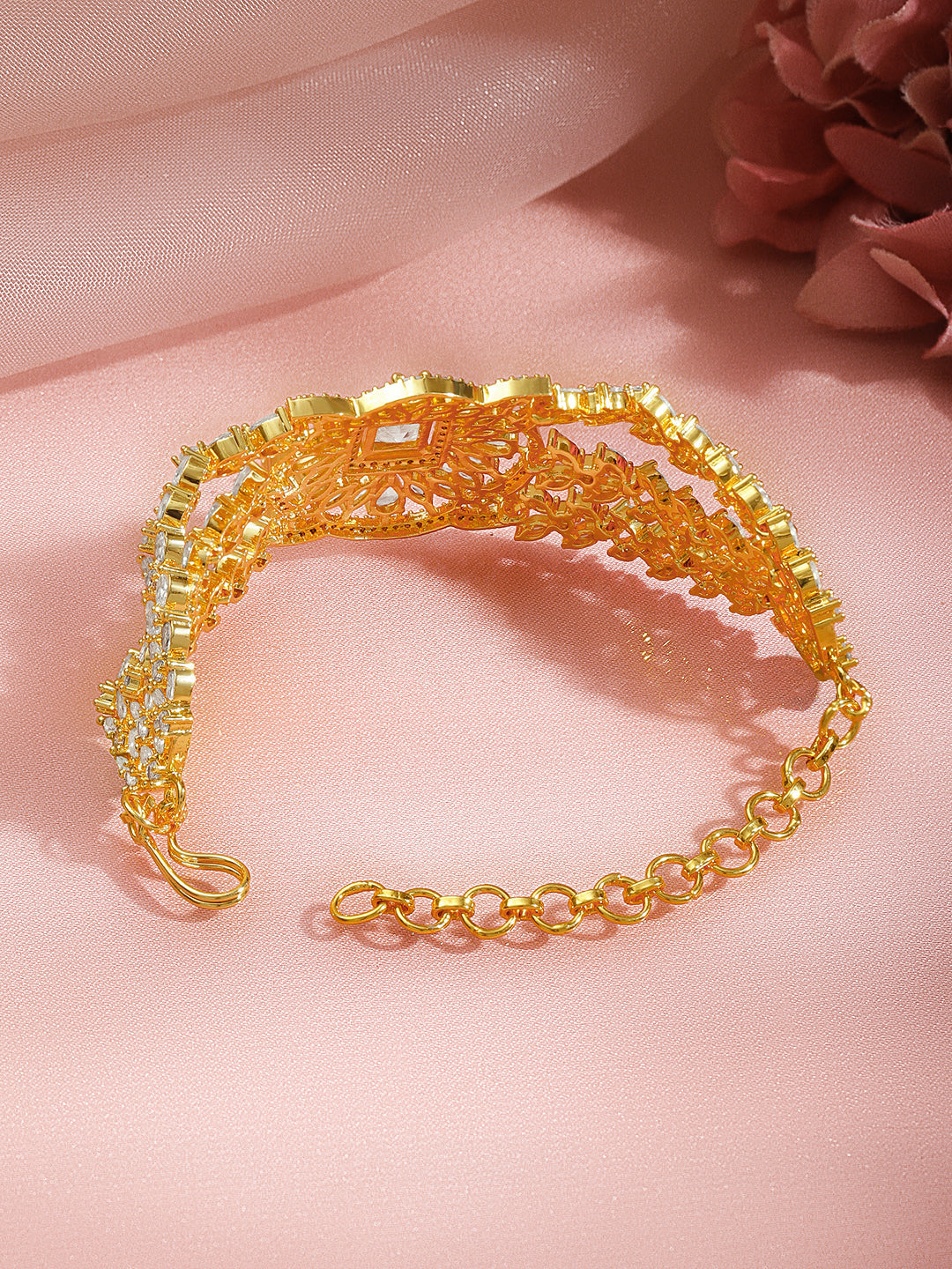 Golden Bloom Statement Glow Bracelet フリーサイズ